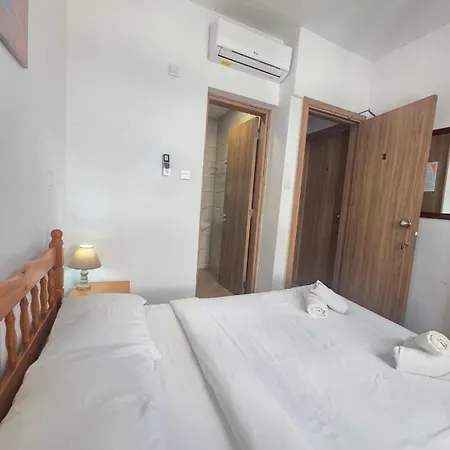 Guest house Harrys Larnaca