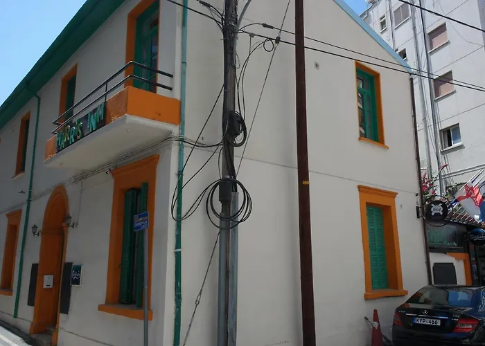 Harrys Pensjonat Larnaca